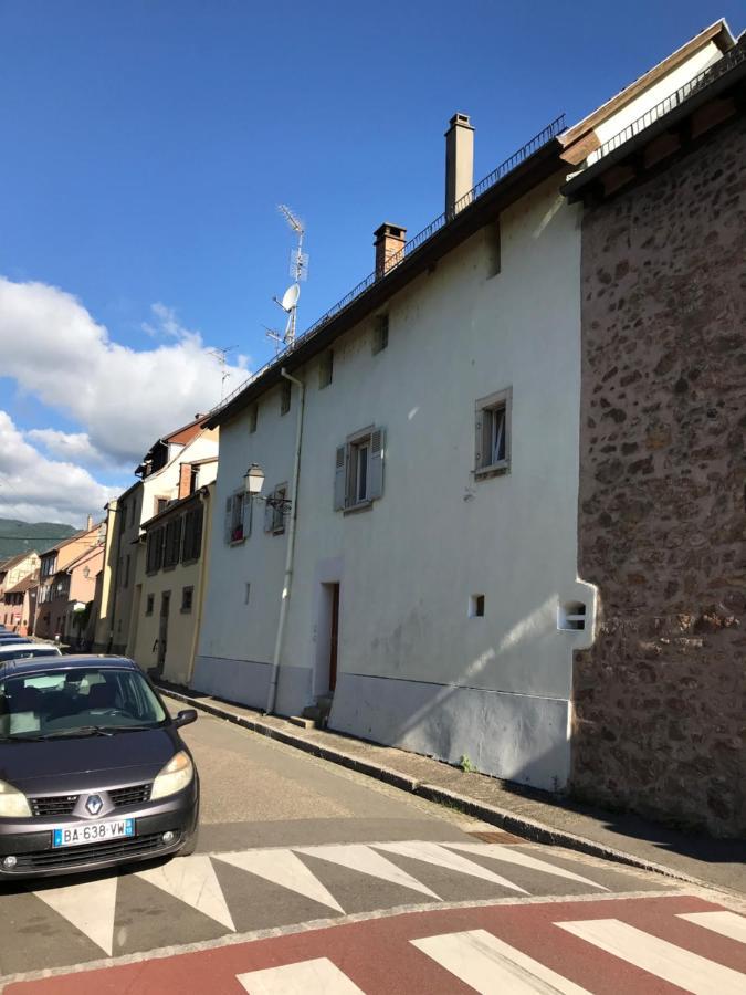Gite Les Remparts De Turckheim Esterno foto